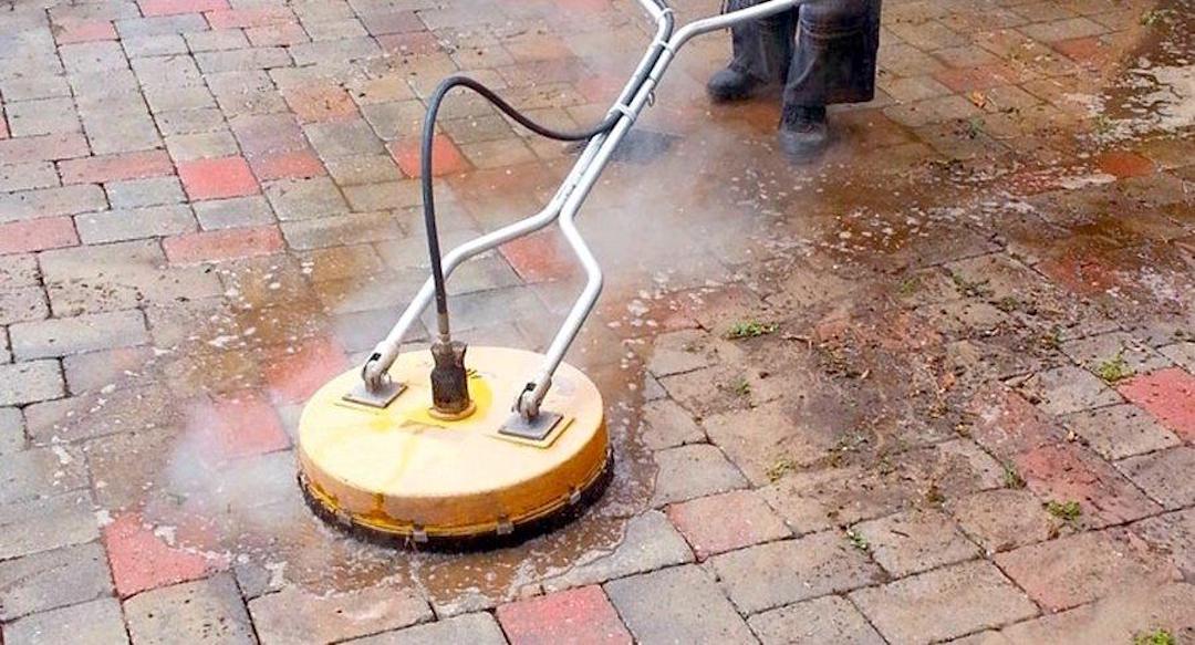 Čištění a mytí betonové dlažby